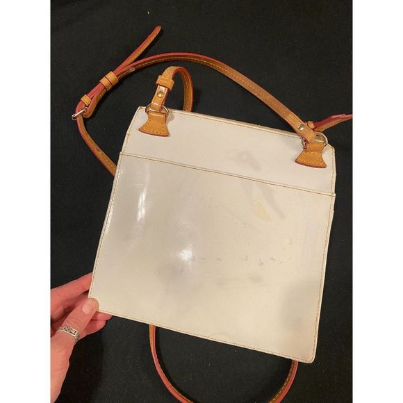 Dooney & Bourke White Grain Triple Zip Purse Handbag Crossbody RARE - Picture 8 of 8